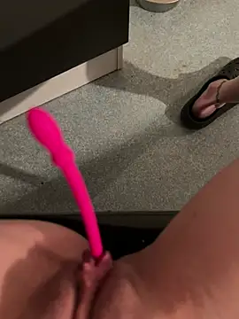 blonda4300 online show from 12.14.24