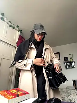 Snapshot of EemaHaruki chatting on 09.30.25 EemaHaruki online show from 09.30.25