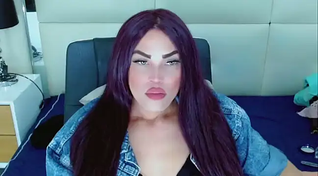 NathaliaCross online show from 12.14.24