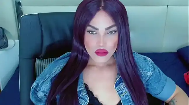 NathaliaCross online show from 01.16.25
