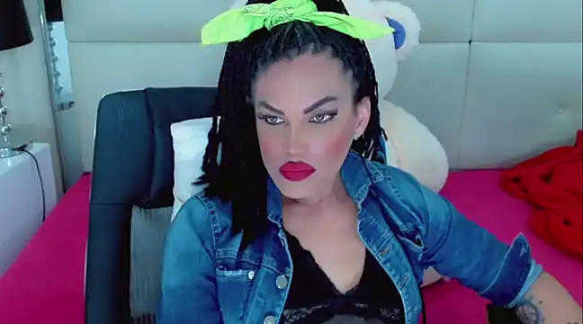 NathaliaCross online show from 02.25.25