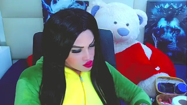 NathaliaCross online show from 09.18.25