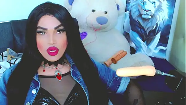 NathaliaCross online show from 10.25.25