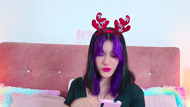 AlliciaKim online show from 12.08.24