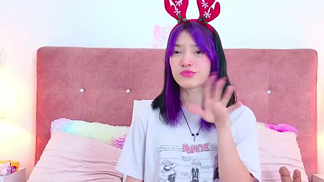 AlliciaKim online show from 12.10.24