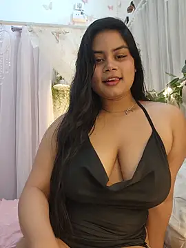 Snapshot of its_amesha chatting on 02.15.25 its amesha online show from 02.15.25