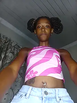 Snapshot of 02Boitybaby chatting on 12.08.24 02Boitybaby online show from 12.08.24