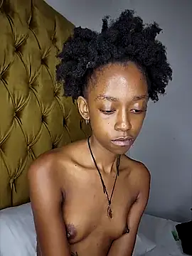 Snapshot of 02Boitybaby chatting on 02.21.25 02Boitybaby online show from 02.21.25