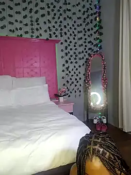 02Boitybaby online show from 06.23.26