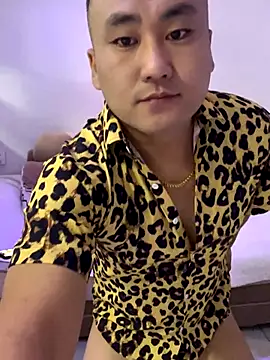 Snapshot of ShaoZian_1 chatting on 09.17.25 ShaoZian 1 online show from 09.17.25