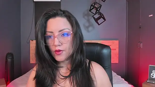 Snapshot of Annaa_rosee chatting on 12.11.24 Annaa rosee online show from 12.11.24