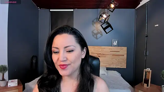 Snapshot of Annaa_rosee chatting on 01.09.25 Annaa rosee online show from 01.09.25