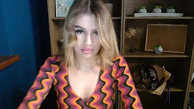 Snapshot of Your_Jessy chatting on 12.24.24 Your Jessy online show from 12.24.24
