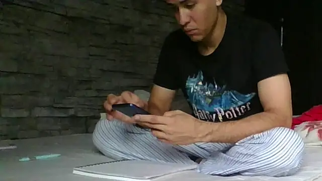 Snapshot of Sexylatin64 chatting on 04.16.26 Sexylatin64 online show from 04.16.26