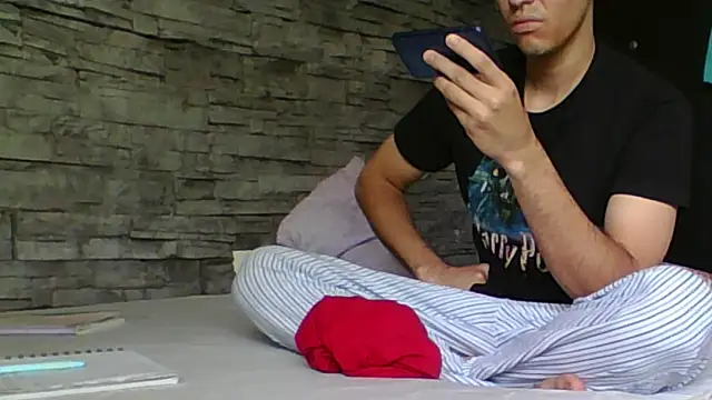 Snapshot of Sexylatin64 chatting on 04.18.26 Sexylatin64 online show from 04.18.26