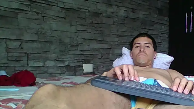 Snapshot of Sexylatin64 chatting on 05.23.26 Sexylatin64 online show from 05.23.26