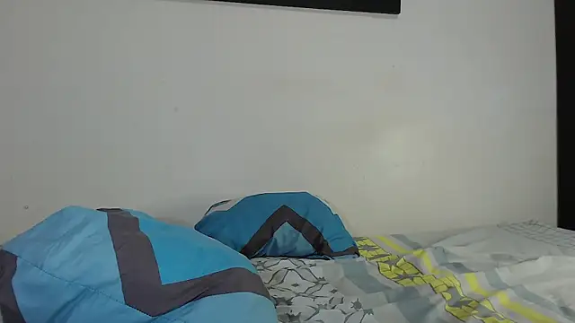 Snapshot of armz5790 chatting on 02.26.25 armz5790 online show from 02.26.25