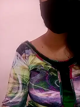 Snapshot of Mahi_Baby25 chatting on 02.14.26 Mahi Baby25 online show from 02.14.26