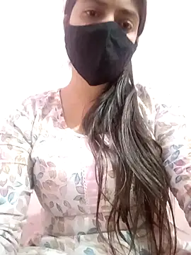 Snapshot of Mahi_Baby25 chatting on 02.23.26 Mahi Baby25 online show from 02.23.26