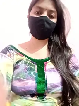 Snapshot of Mahi_Baby25 chatting on 02.28.26 Mahi Baby25 online show from 02.28.26