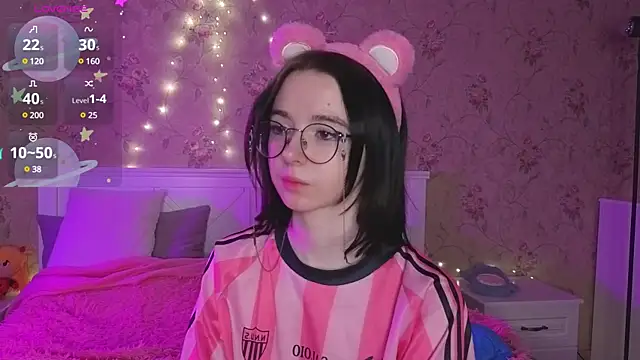 Nora Failure online show from 01.28.25