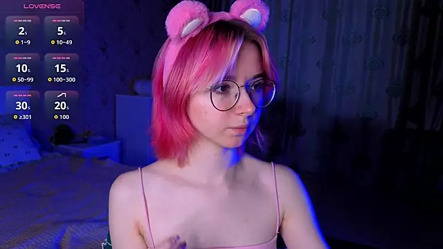 Nora Failure online show from 10.14.25