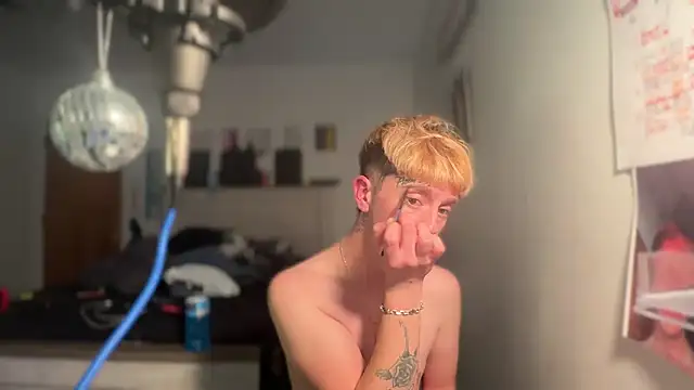 twentywithafelonyy online show from 02.26.25