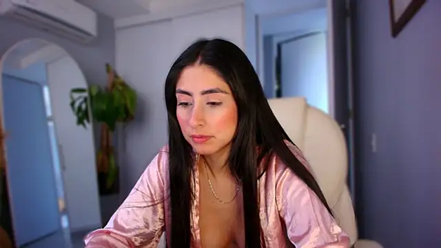 auroracaruso11 online show from 10.06.25