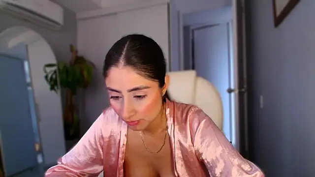 auroracaruso11 online show from 10.09.25