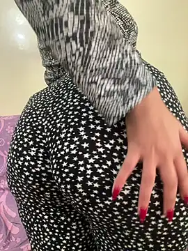 Layla-daloua online show from 03.26.26