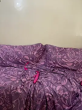 Layla-daloua online show from 03.28.26