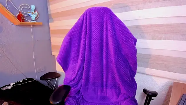 Liittleluaa  online show from 12.05.24