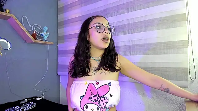Liittleluaa  online show from 01.21.25