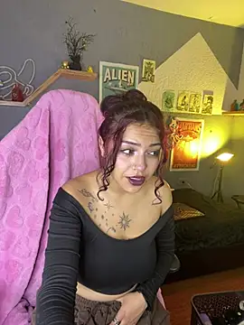 Liittleluaa  online show from 02.12.25
