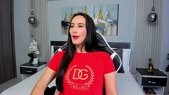 SaraGomez1 online show from 05.14.26