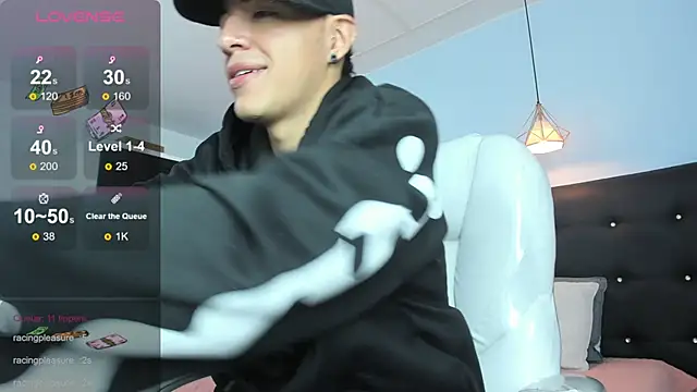 Lobo 17  online show from 11.25.25