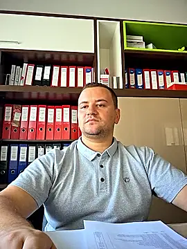 KarlosCarutox online show from 09.18.25