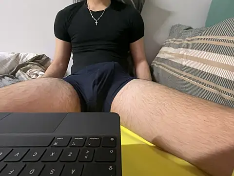 Snapshot of sweetspider35 chatting on 01.26.25 sweetspider35 online show from 01.26.25