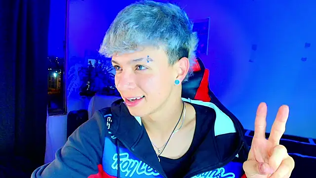 twink sebas  online show from 12.18.25