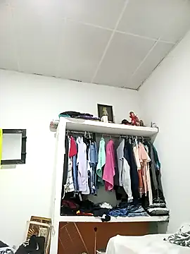 juanpr 1-15 online show from 12.21.25