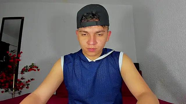Danielbluestar online show from 02.26.25