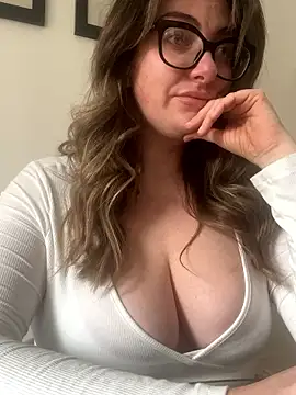 Miss Stassi online show from 02.19.26