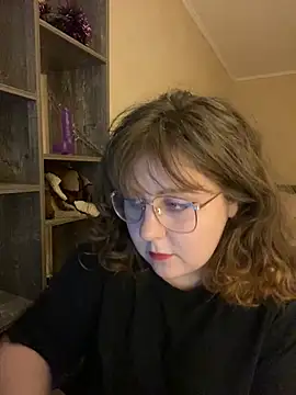 Snapshot of cinnabon_ chatting on 12.24.24 cinnabon online show from 12.24.24