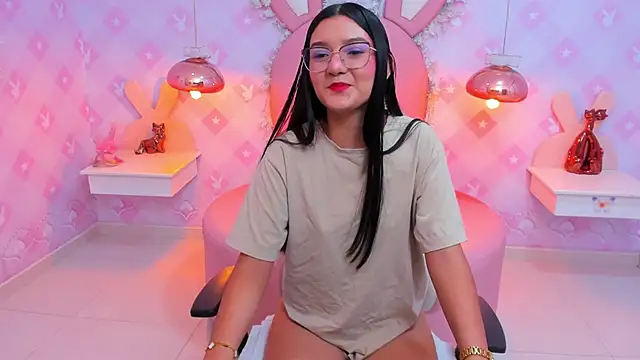 Saraa Skinny online show from 02.02.25