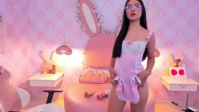 Saraa Skinny online show from 03.03.25