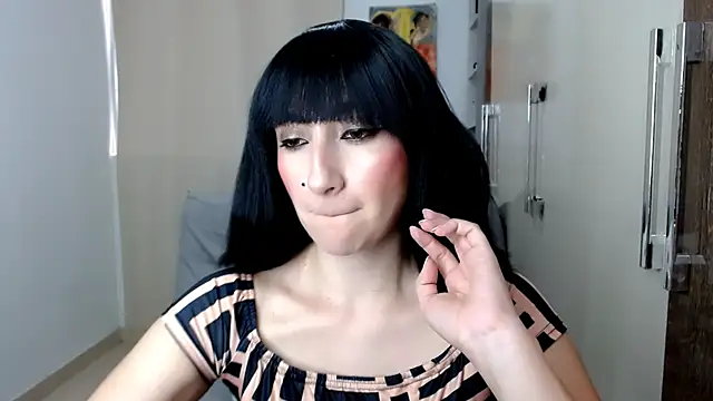 Laura-pervert online show from 12.19.25