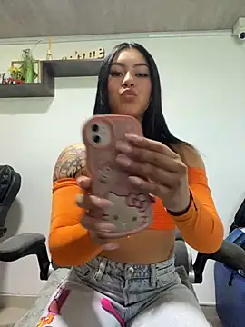 emily 22x online show from 12.19.24