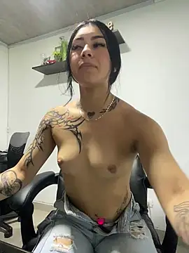 emily 22x online show from 12.26.24