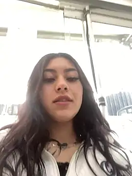 emily 22x online show from 01.03.25