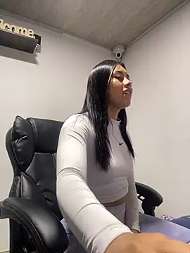 emily 22x online show from 01.24.25